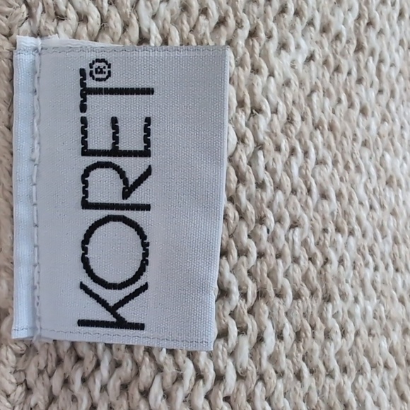 Koret Woman's Knitted Safari Animal Design Button Down Vest,Size S(8-10). - Picture 8 of 10